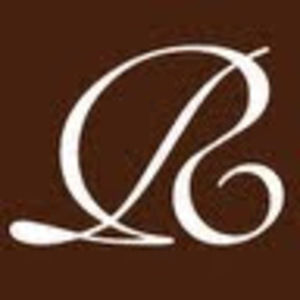 Meet your Posher, Adrienne